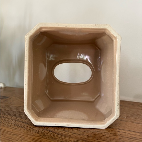 KOHL'S MIRABEL RED BATH ACCESSORY TISSUE CUBE COVER BEIGE VINTAGE - Picture 5 of 7